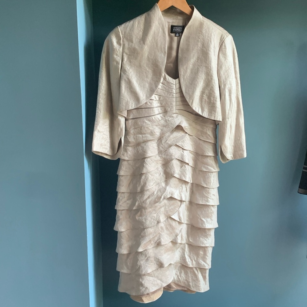 Adrianna Papell champagne gold ruffled occasion dress…